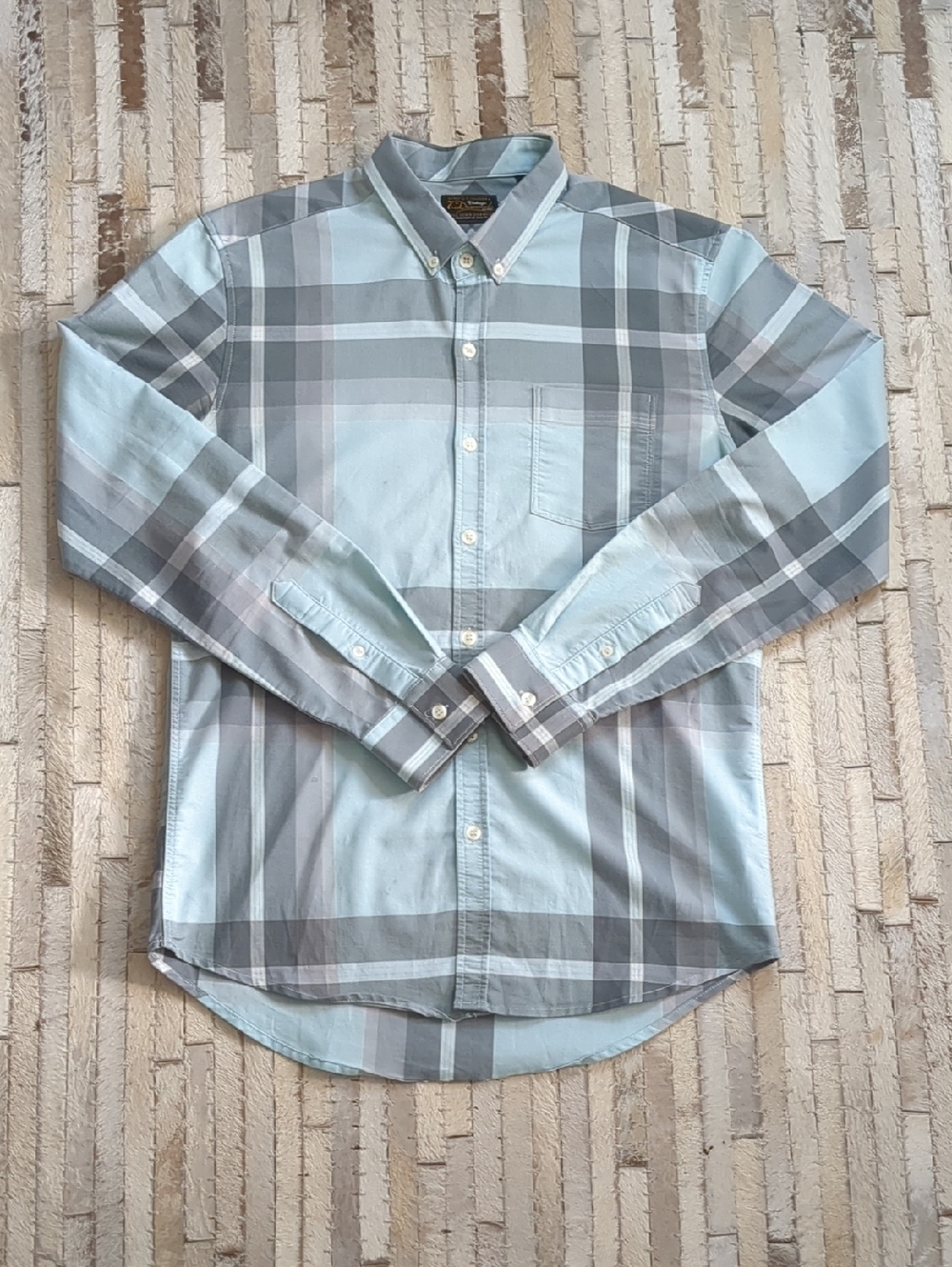 7 Diamonds Men’s S Long Sleeve Button Down Blue Plaid Shirt
